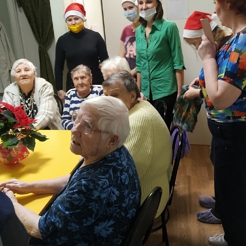 Новогодние поздравления постояльцев и гостей ЛОГБУ «Выборгский комплексный центр социального обслуживания населения»